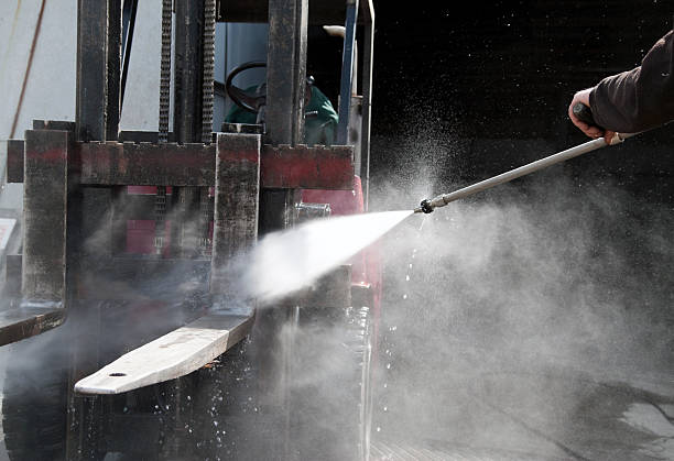 Best Factory Floor Cleaning  in Sweetser, IN